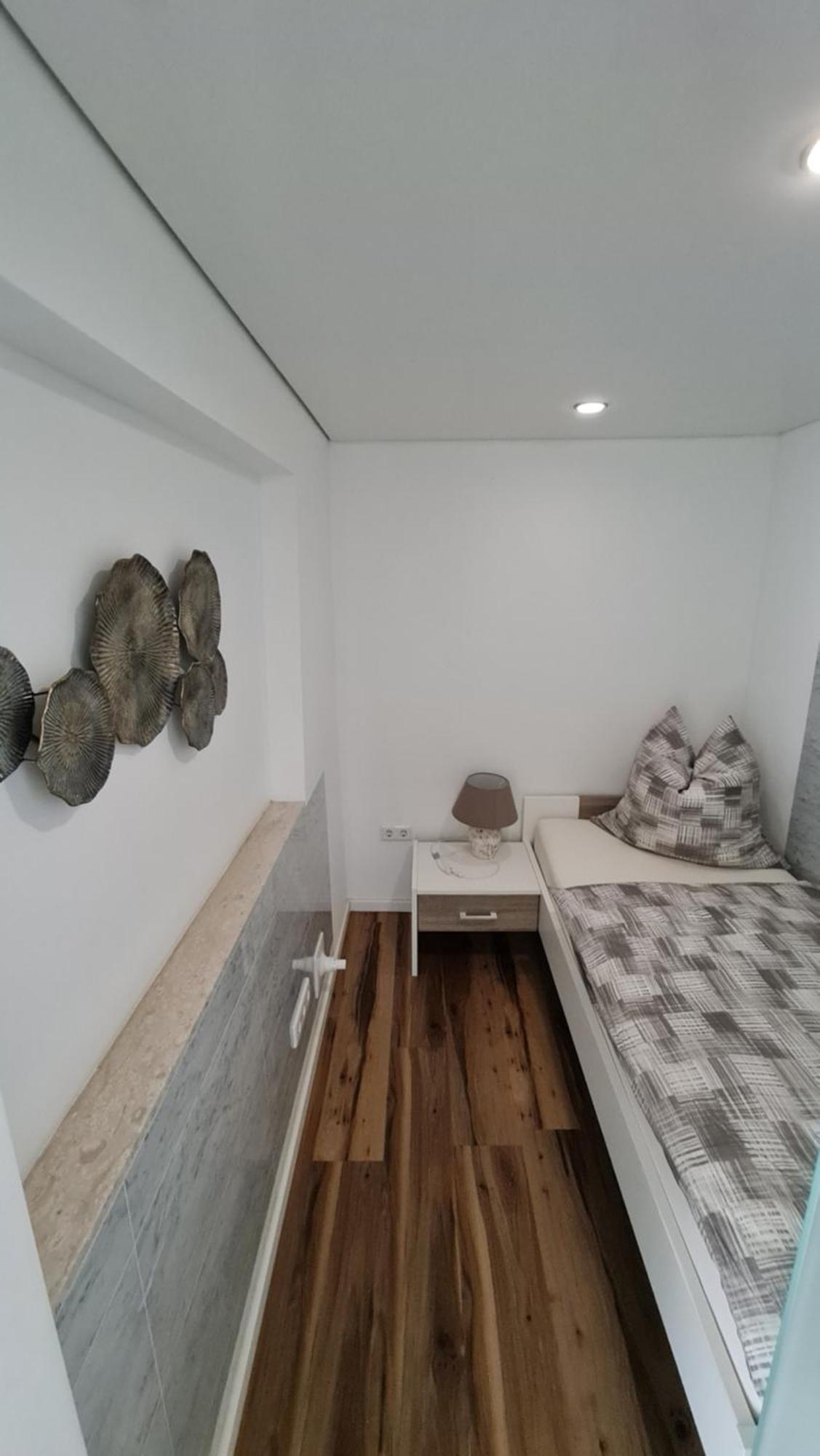 Handwerkerwohnung-Monteurunterkunft ダルムシュタット エクステリア 写真