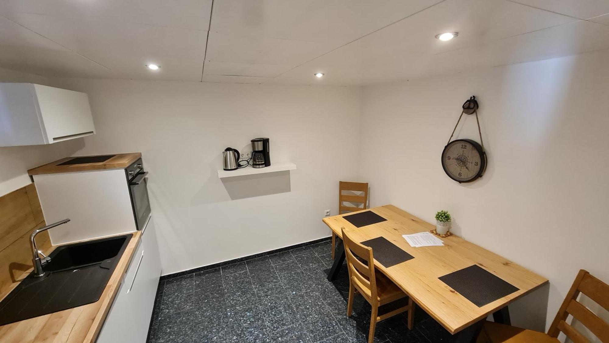 Handwerkerwohnung-Monteurunterkunft ダルムシュタット エクステリア 写真