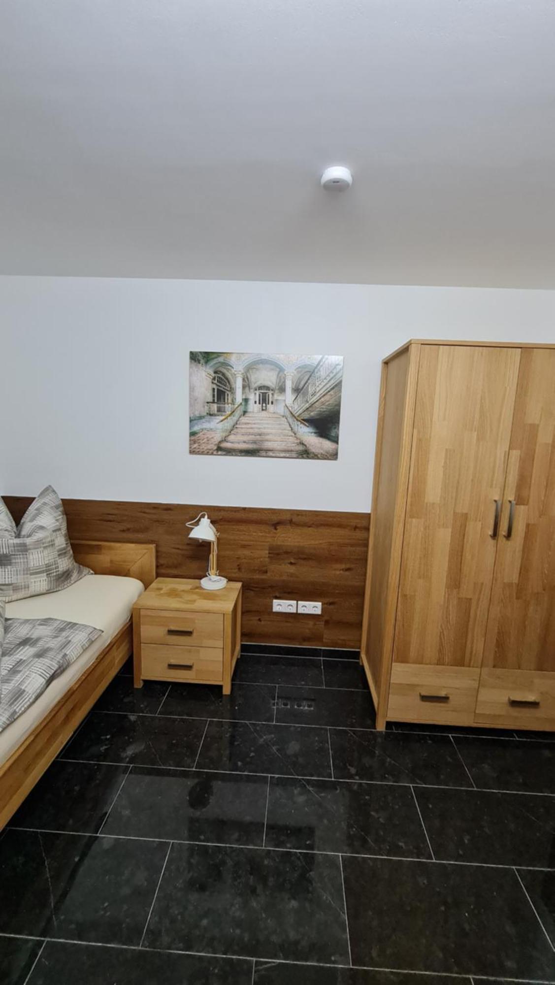 Handwerkerwohnung-Monteurunterkunft ダルムシュタット エクステリア 写真